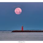 Vollmond am Faro di San Nocolò