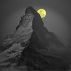 Vollmond am Matterhorn