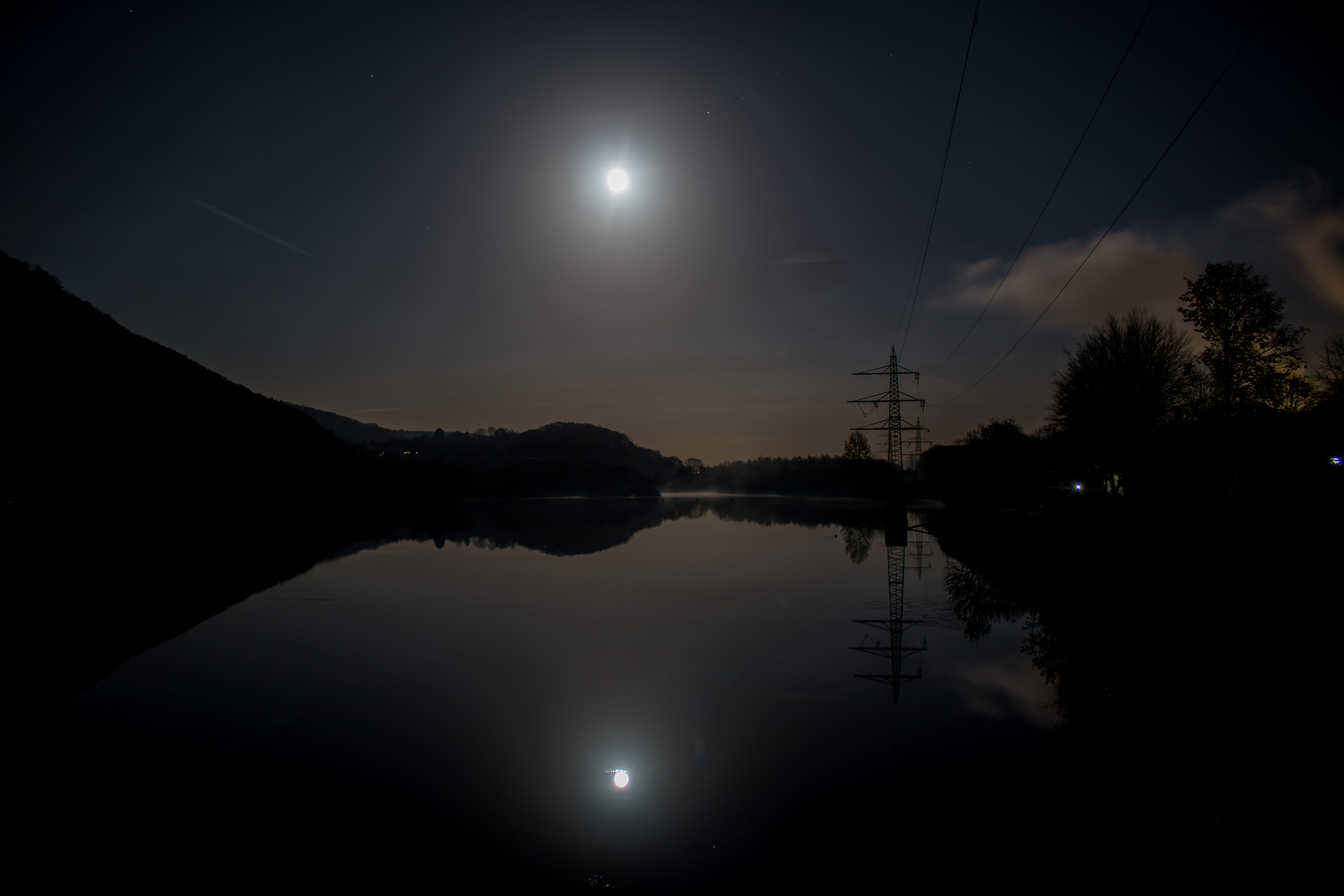 Vollmond am See