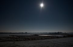 Vollmond an der Elbe