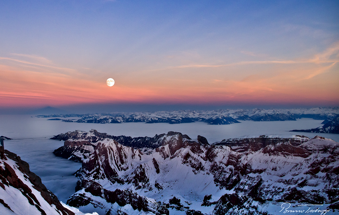 Vollmond auf dem Säntis