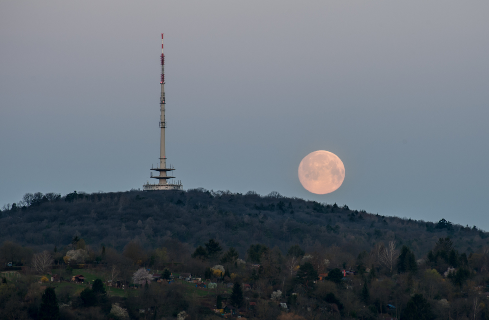 Vollmond bei Esslingen