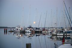 Vollmond Hafen Kloster / Hiddensee