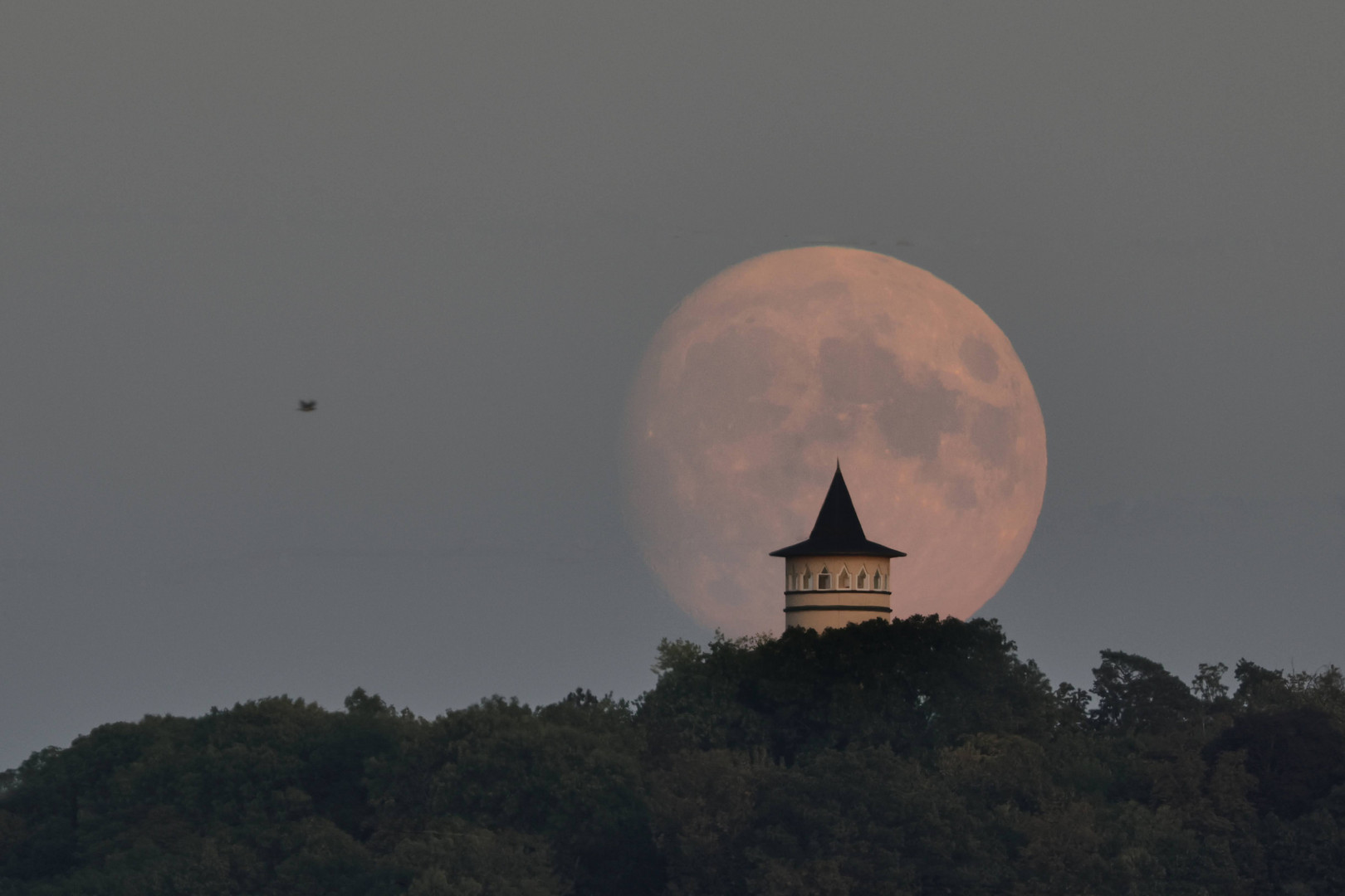   Vollmond im Engelbergturm