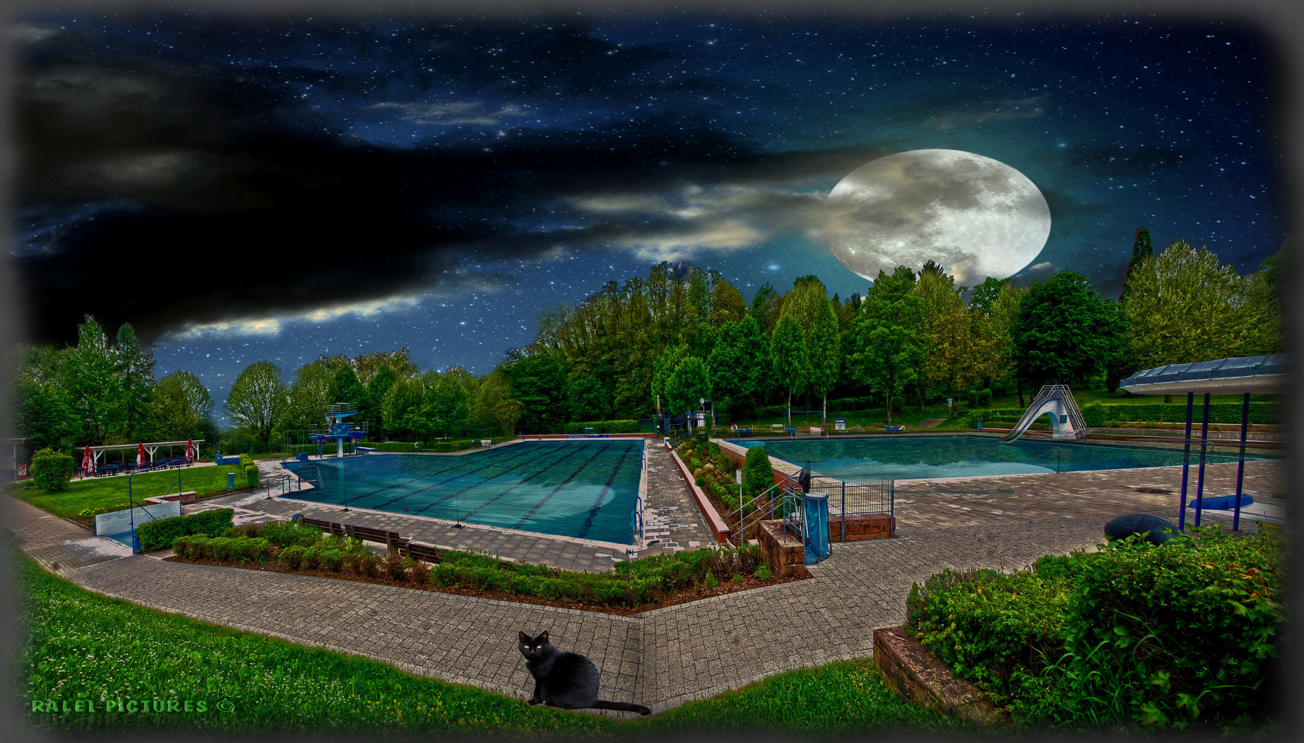 Vollmond im Freibad