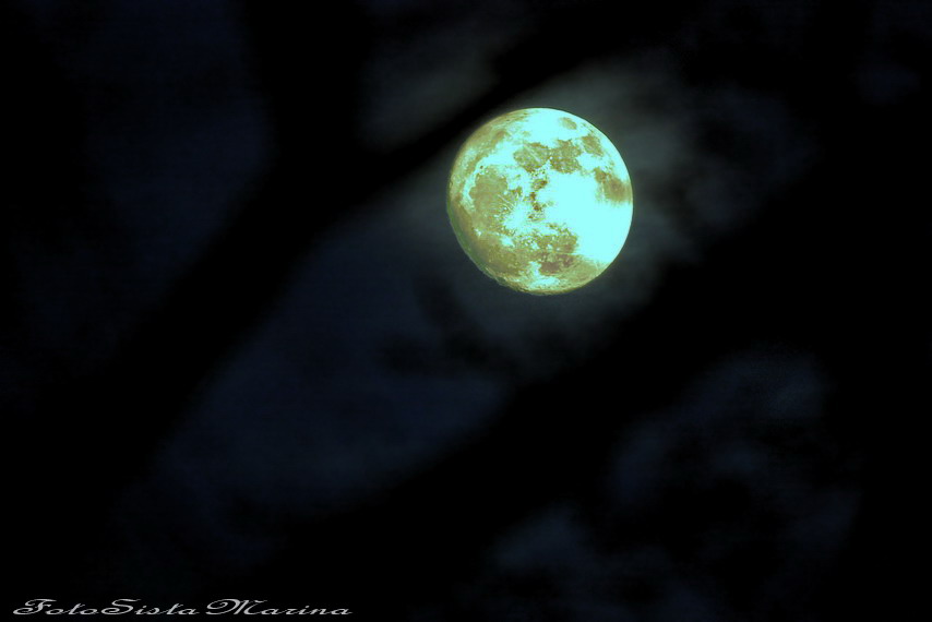 Vollmond im März 2012*