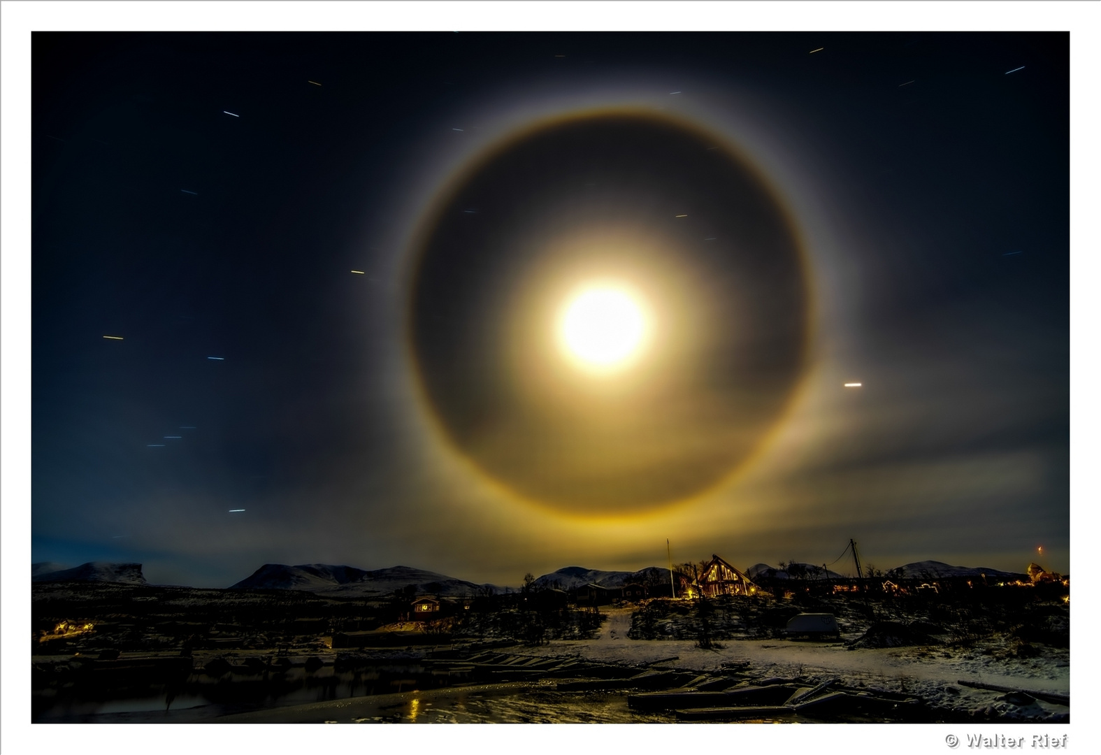 Vollmond in Abisko