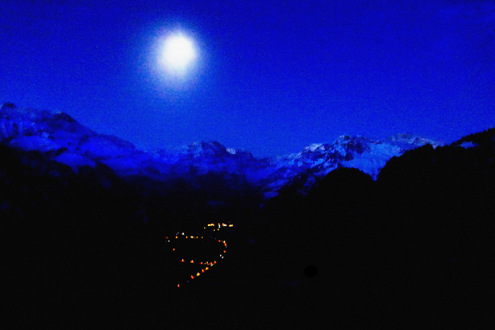 Vollmond in den Alpen