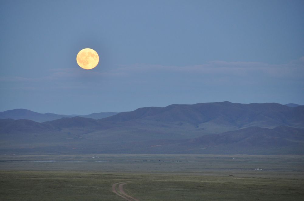 Vollmond in der Mongolei