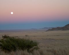 Vollmond in der Namib