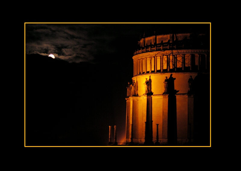 Vollmond in Kelheim