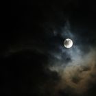 Vollmond mit Wolken