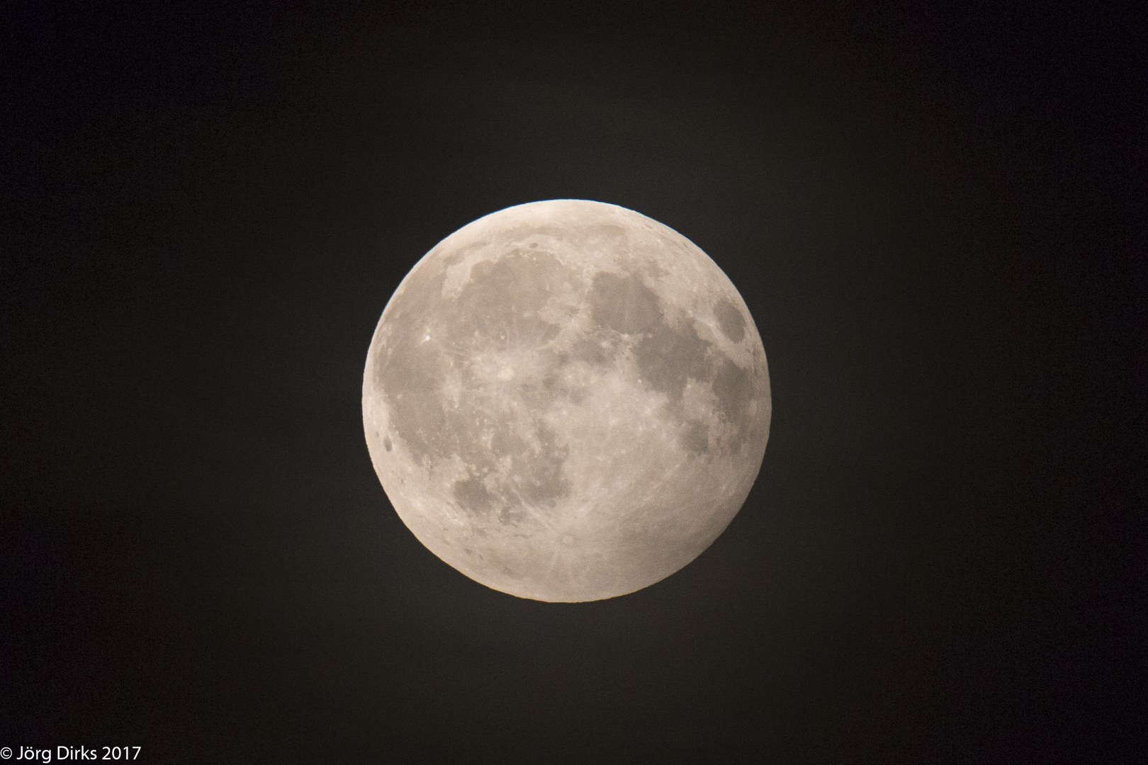 Vollmond nach der partiellen Mondfinsternis am 07.08.2017