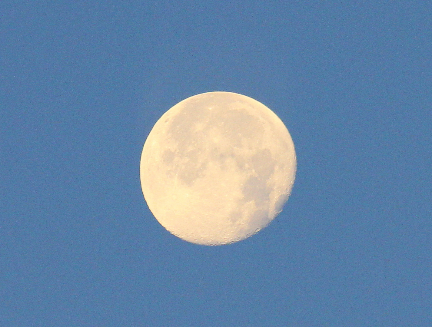 Vollmond Sonntagfrüh um 6.27 Uhr