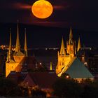 Vollmond über dem Erfurter Dom