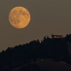 Vollmond über dem Kitzbüheler Horn