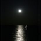 Vollmond über dem Mittelmeer