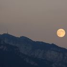 Vollmond über dem Niederhorn