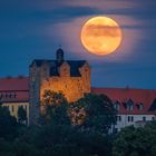 Vollmond über dem Schloss Ballenstedt