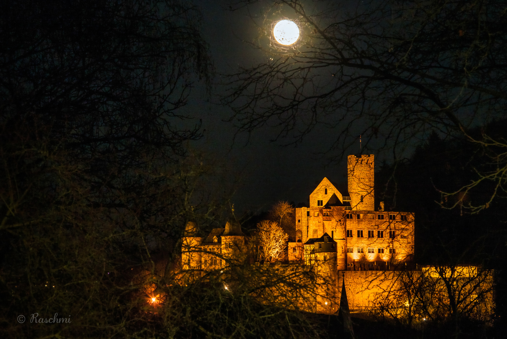 VOLLMOND über der BURG WERTHEIM