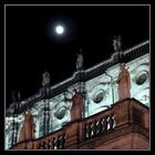 Vollmond über der Hofkirche