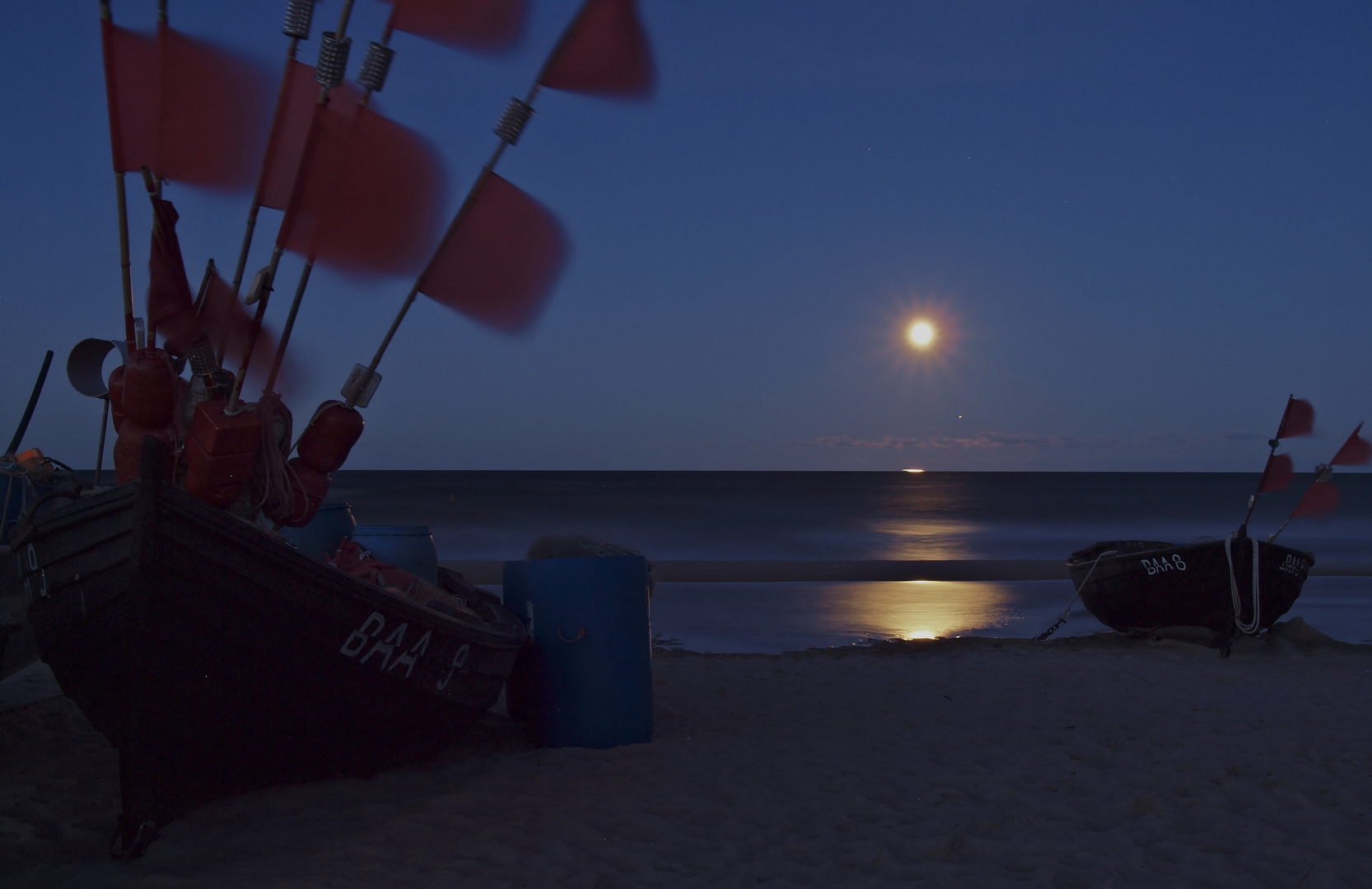 Vollmond über der Ostsee