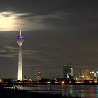 Vollmond über Düsseldorf