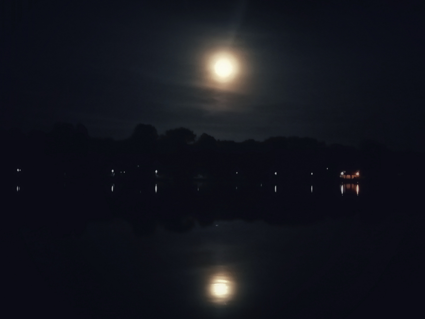 Vollmond über Lehnitzsee 