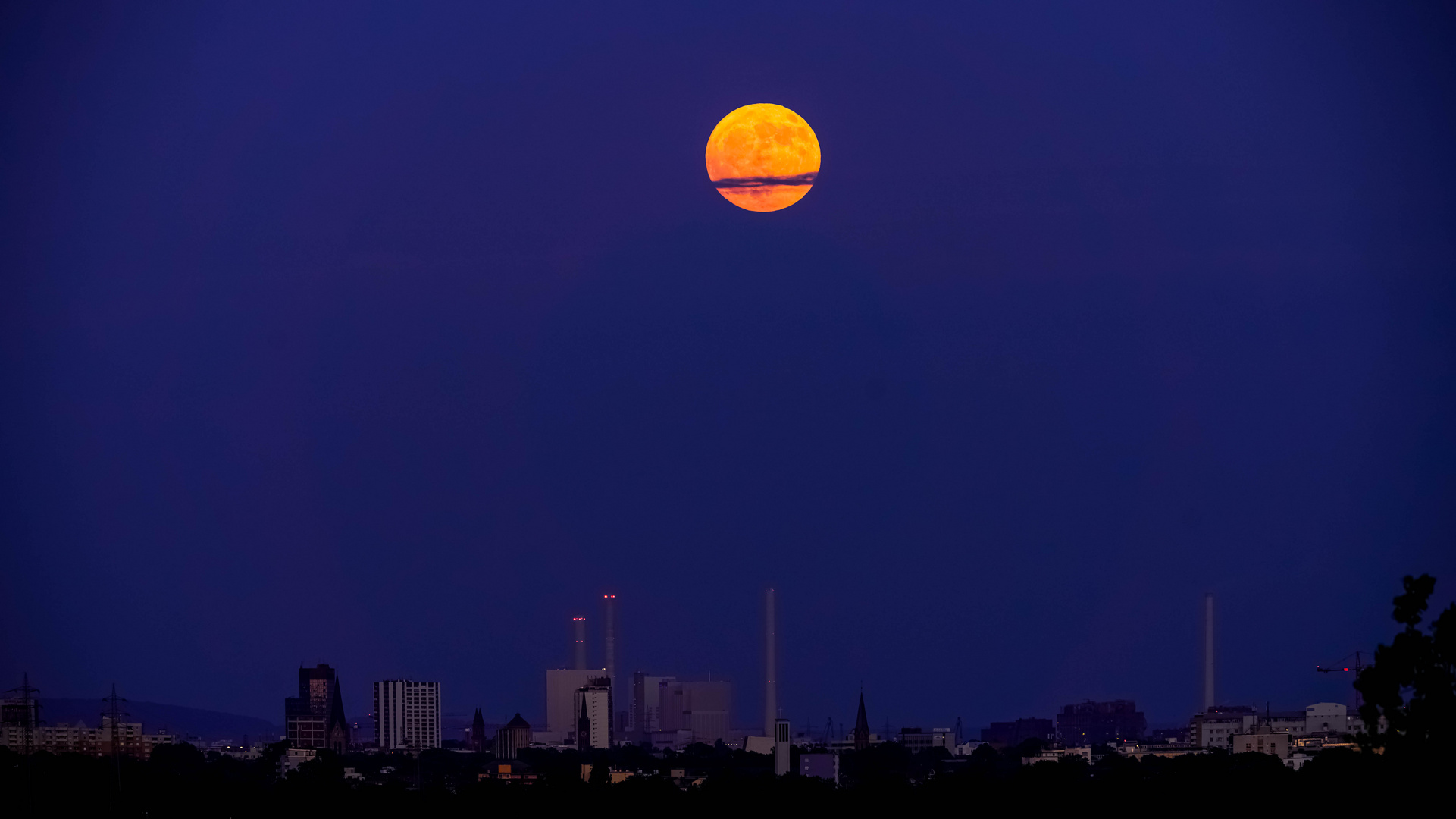 Vollmond über Mannheim