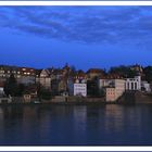 Vollmond über Meißen in der blauen Stunde....