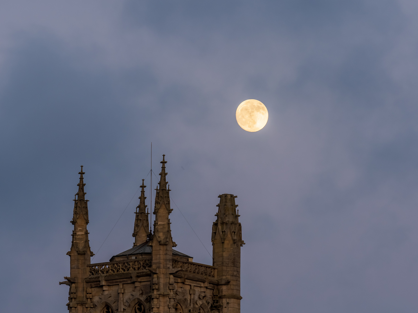 Vollmond über St-Étienne (Fécamp)