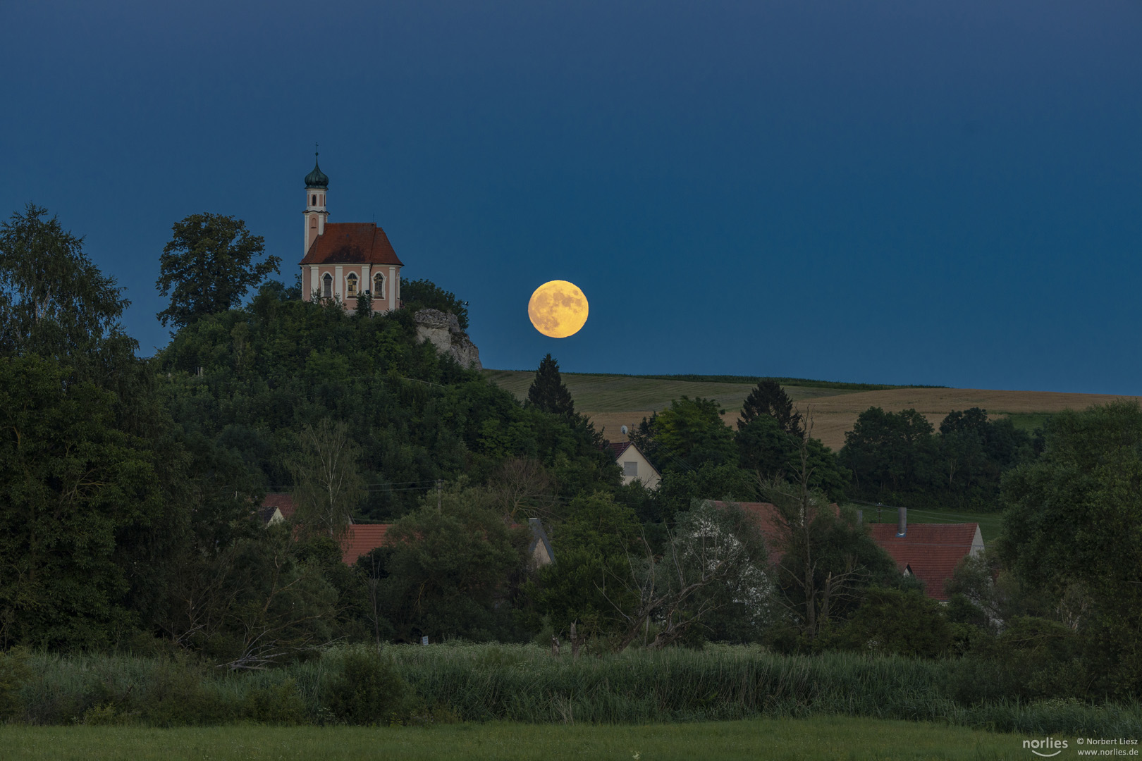 Vollmond über Wörnitzstein