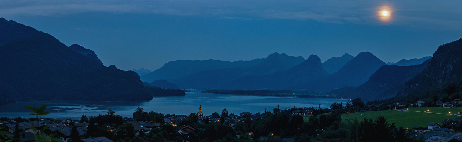 Vollmond über Wolfgangsee 