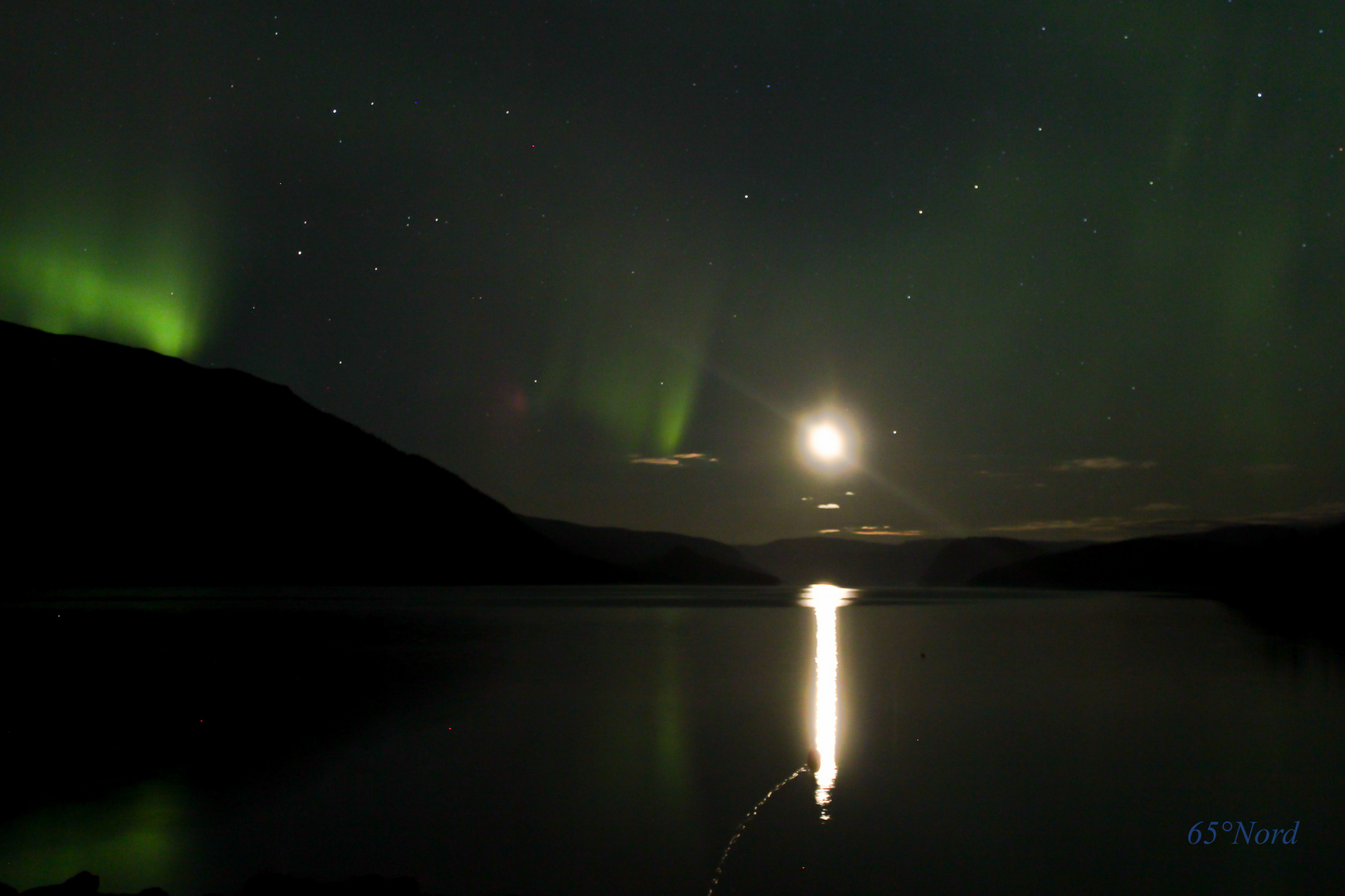 Vollmond überm Fjord