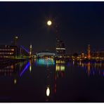 Vollmond um Mitternacht in Bremerhaven