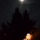 Vollmond und Feuer