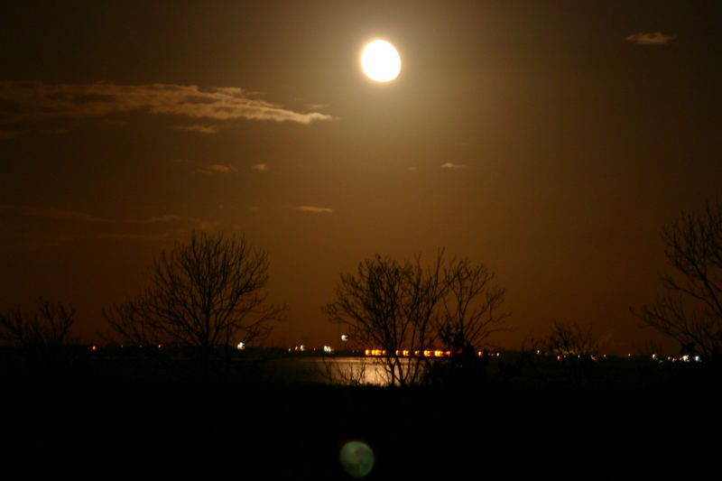 Vollmond vom Deich in Scheldeoord