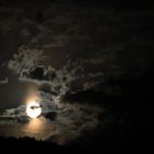 Vollmond & Wolken