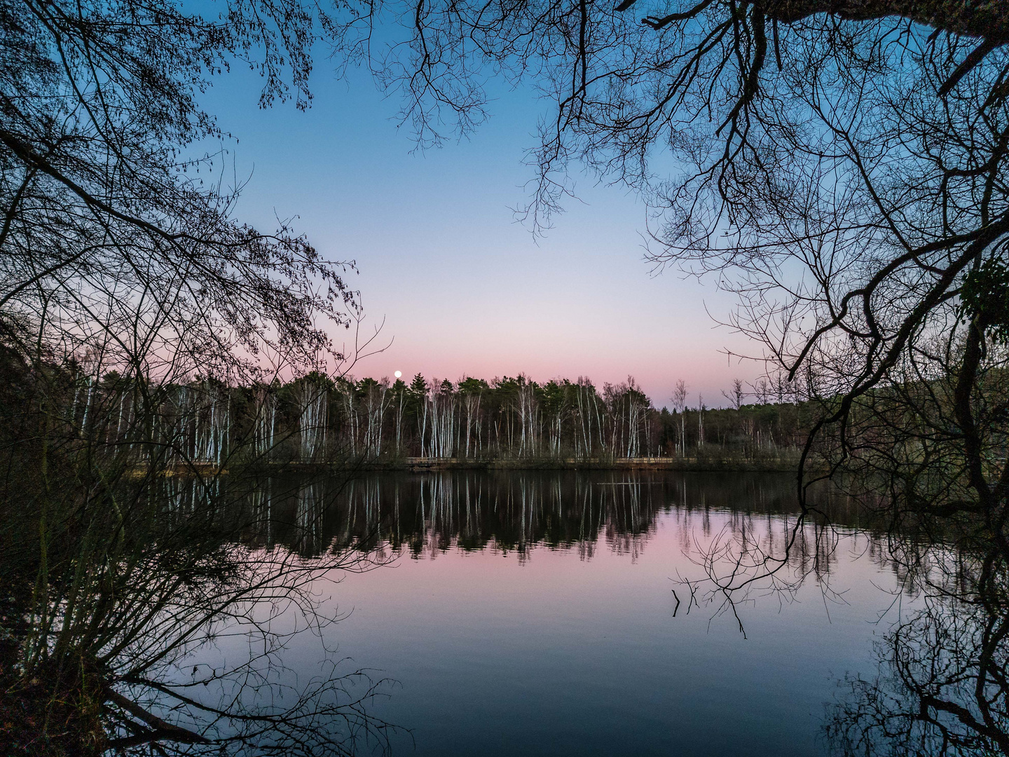 Vollmondaufgang am Teufelssee