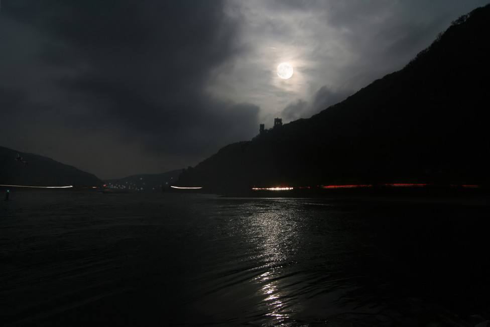Vollmondnacht am Rhein