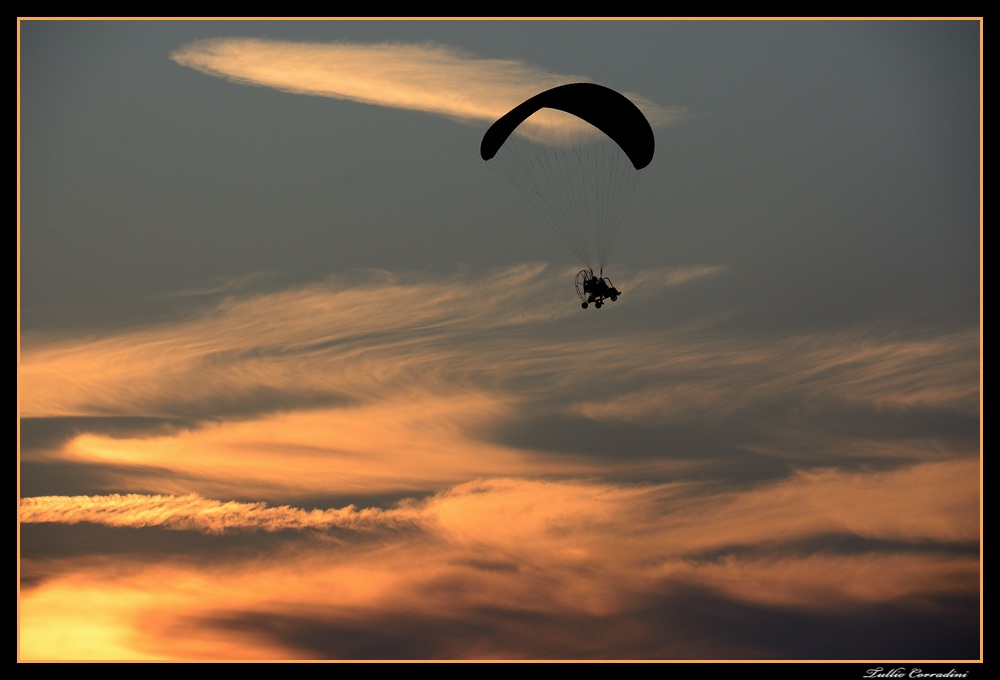 ..volo...al tramonto...