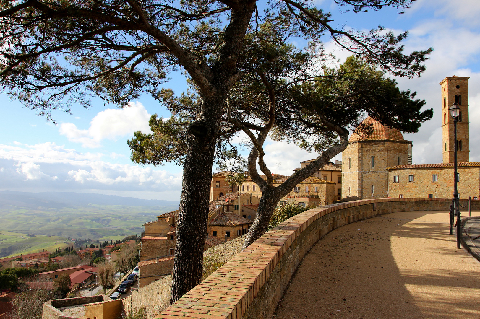  Volterra