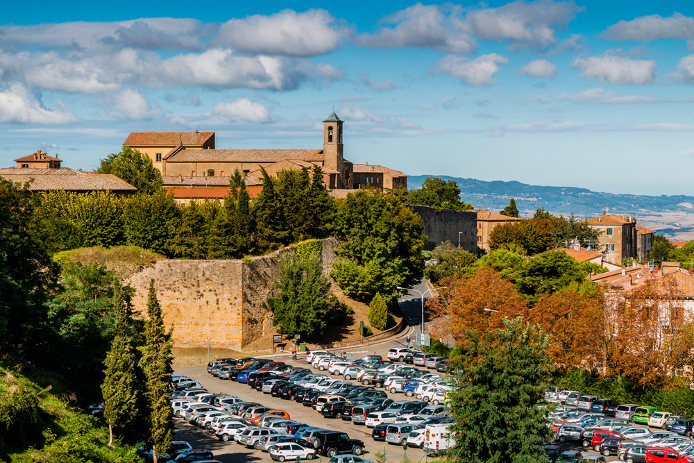 Volterra Do. 11 Uhr