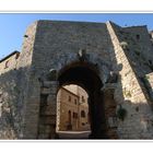 Volterra - Porta all'Arco