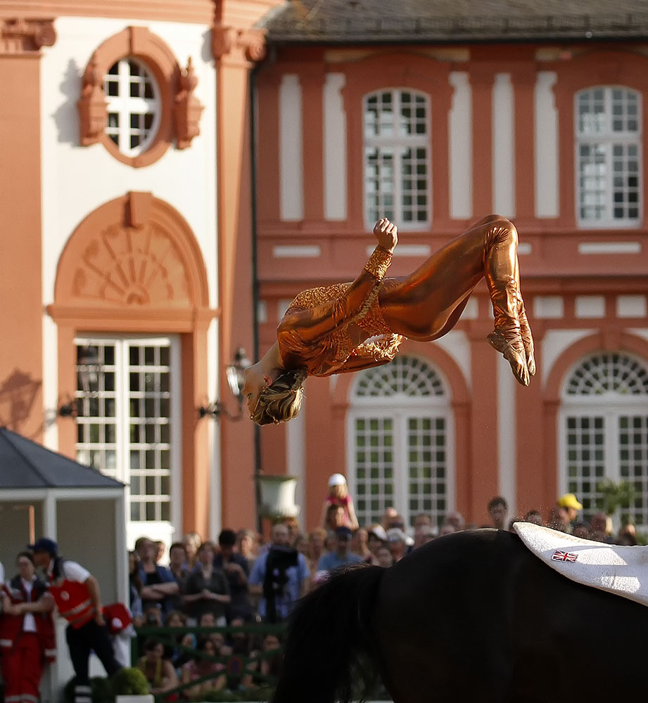 Voltigieren beim Wiesbadener Pfingstturnier 2012 #6