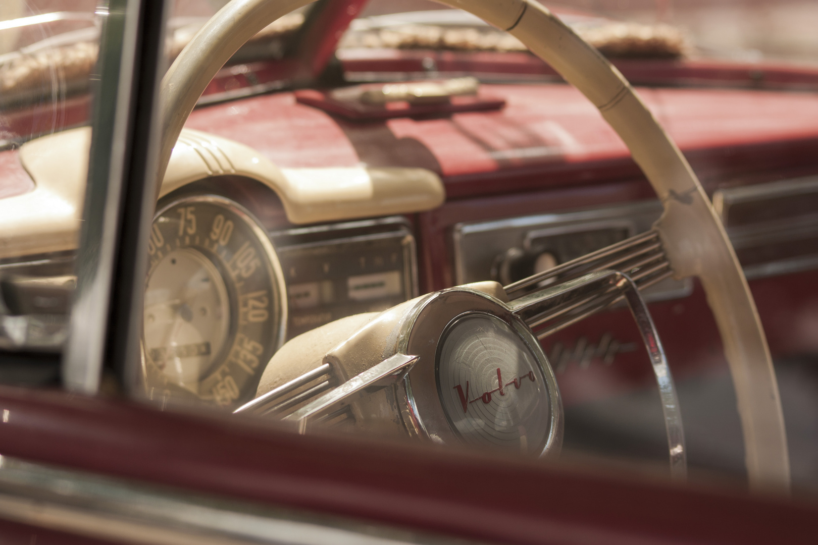 Volvo - 444 - Cockpit