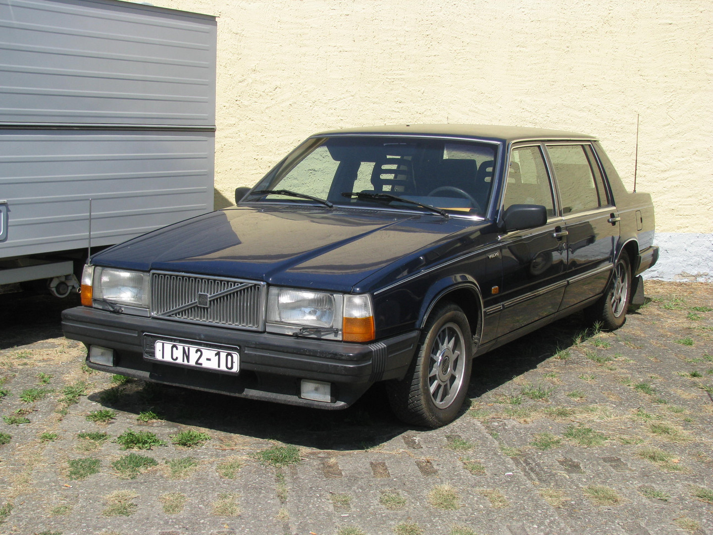 VOLVO 760 GLE Limousine