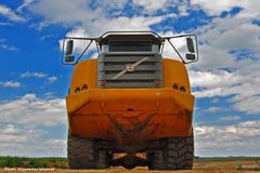 Volvo LKW auf Baustelle Kassel Calden