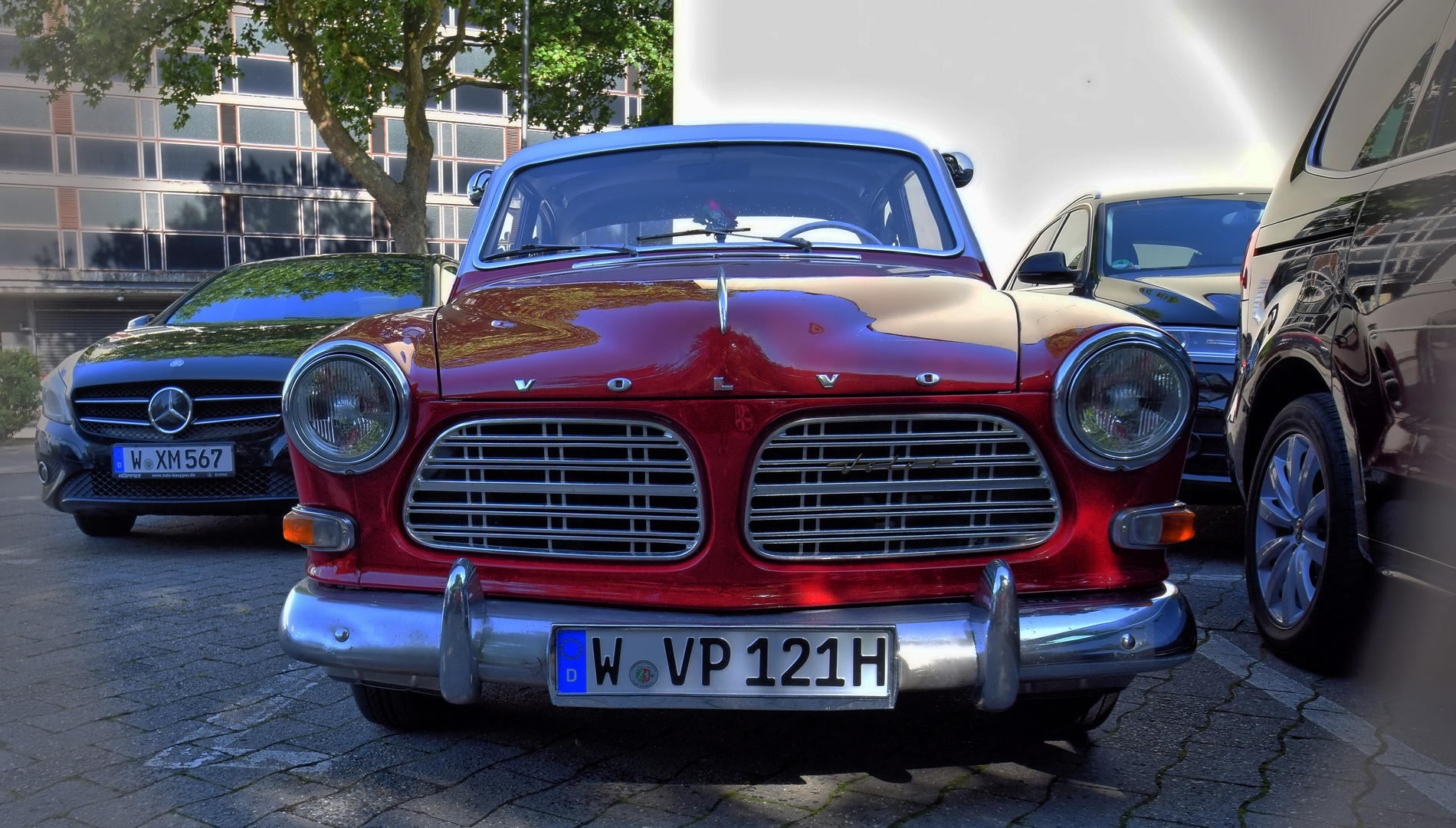 Volvo P121 (1)