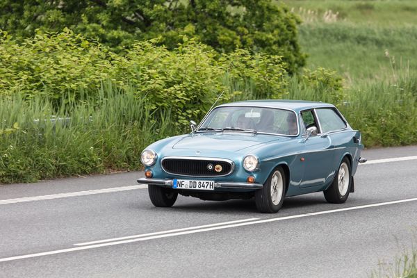 VOLVO P1800